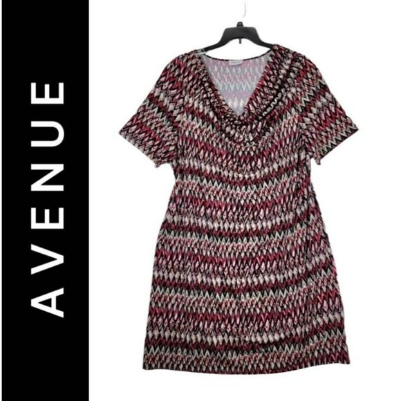 Avenue Woman Multicolored Trapeze Size 26 / 28 Stretch Dress Short Sleeves Dress - Picture 1 of 9
